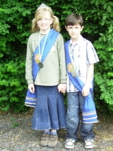 Leon Stiefermann und Lea Nettesheim Kinderkönigspaar in Hüsten