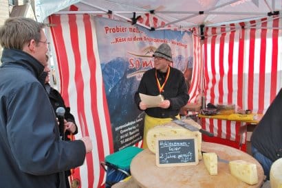internationaler kaesemarkt huesten