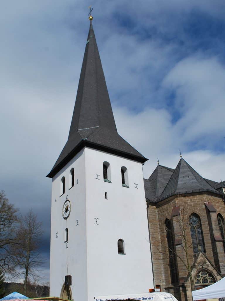 PetriKircheHuesten