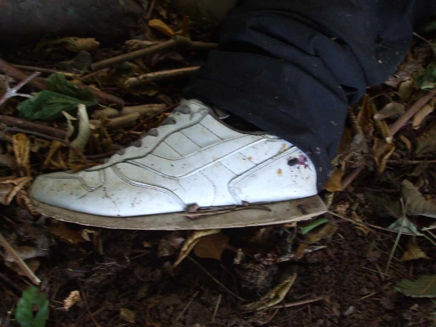 weiße "Victory"-Kunstlederschuhe in Größe 41