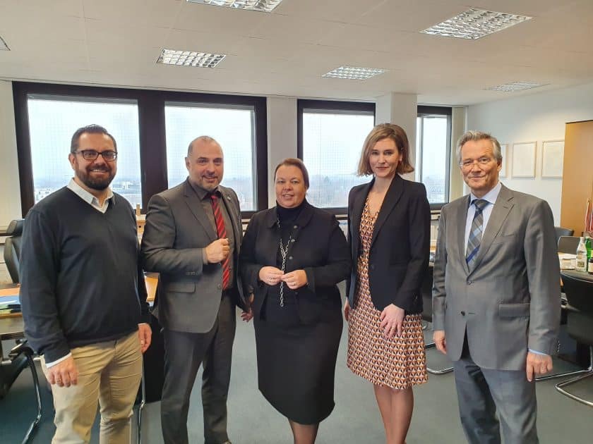 Foto: Besuch im Ministerium für Umwelt, Landwirtschaft, Natur- und Verbraucherschutz des Landes NRW: Von links Sebastian Witte, Ralf Paul Bittner, Ursula Heinen-Esser, Esther von Kuczkowski, Hubert Kaiser