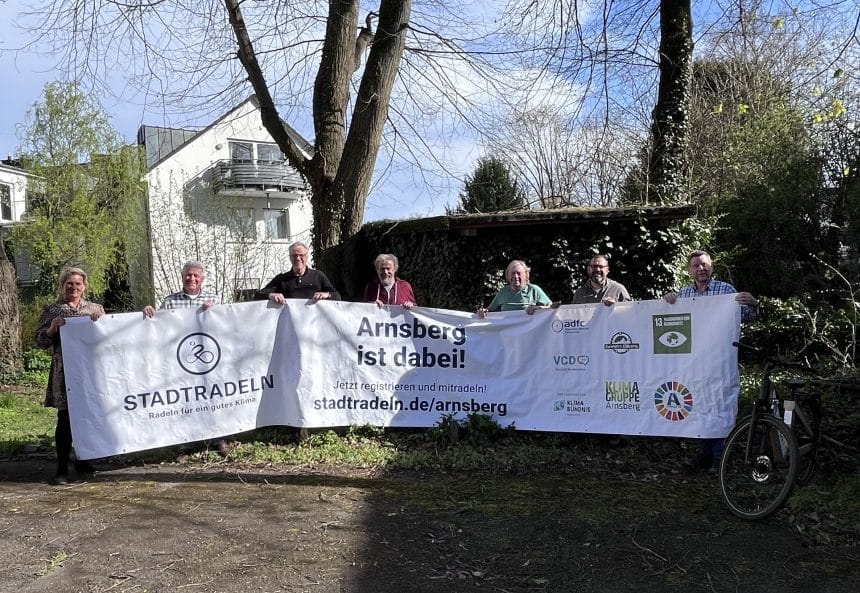 Gemeinsam mit dem VCD, dem ADFC, der Klimagruppe Arnsberg-Sundern sowie örtlichen Fahrradhändlern werden im Rahmen des Arnsberger STADTRADELNS 2026 erneut vielfältige Fahrradtouren und begleitende Aktionen organisiert. (Foto: Stadt Arnsberg)